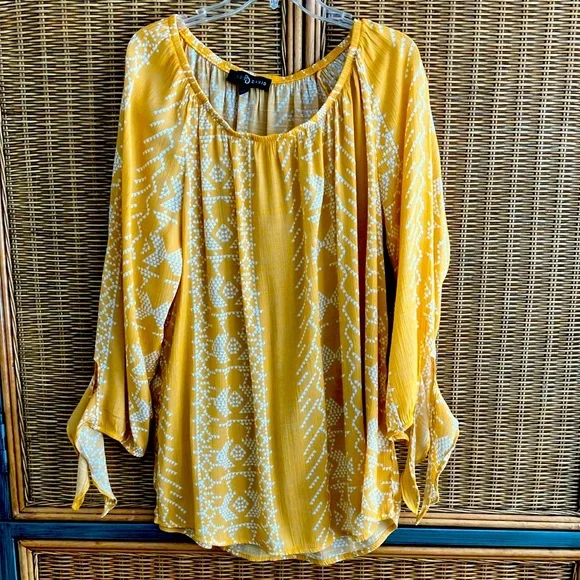 Fred & David Tunic - Picture 1 of 4